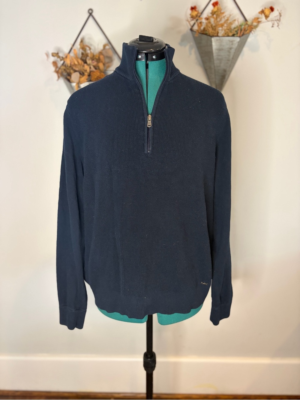 Micheal Kors Textured Quarter Zip Sweater in Navy Men’s Size Large